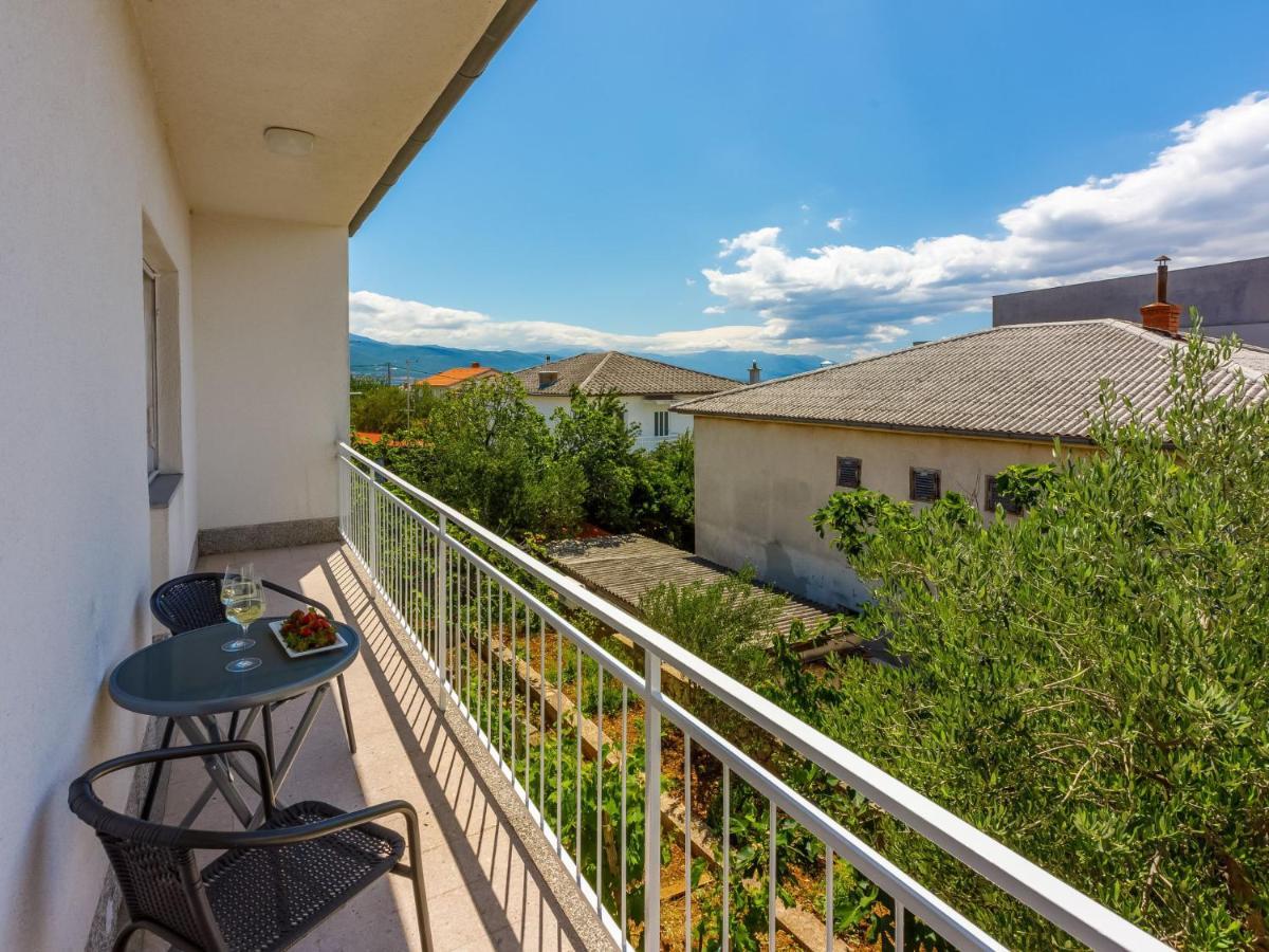 Apartment Tea By Interhome Novi Vinodolski Exterior photo